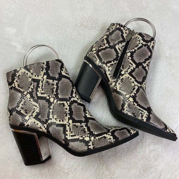 NEW Circus By Sam Edelman Snakeskin Pointed Toe Block Heel Booties, size 5.5 - Picture 1 of 16